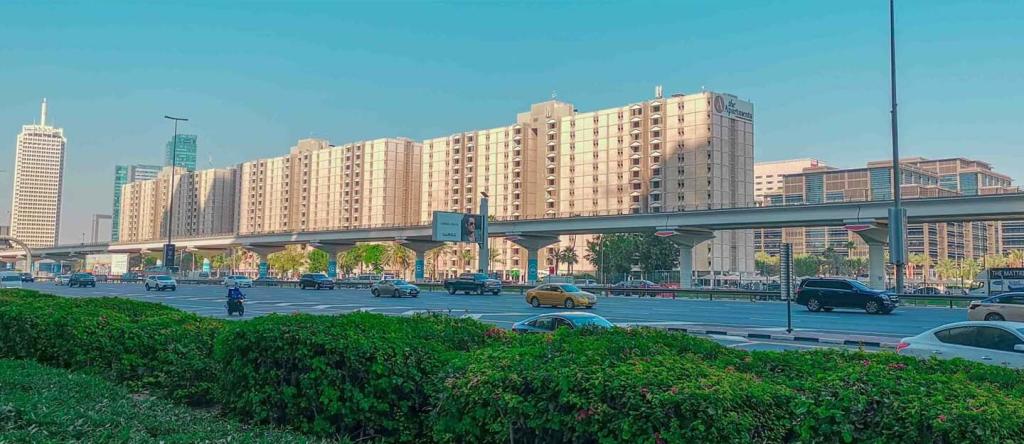 Alma 1, Arabian Ranches – A Peaceful Lakeside Community for Families & Investors